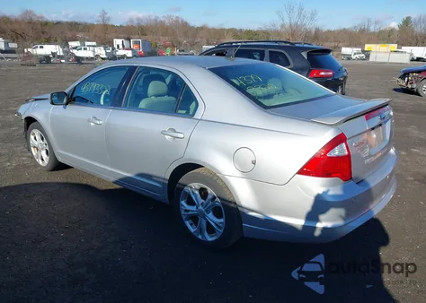 2012 Ford Fusion Se из США, поврежденный, VIN 3FAHP0HA1CR390564